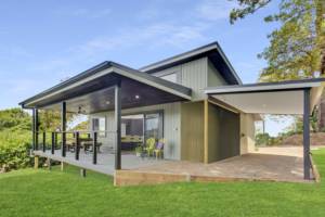 Cabbage Tree Road, Bayview (1)