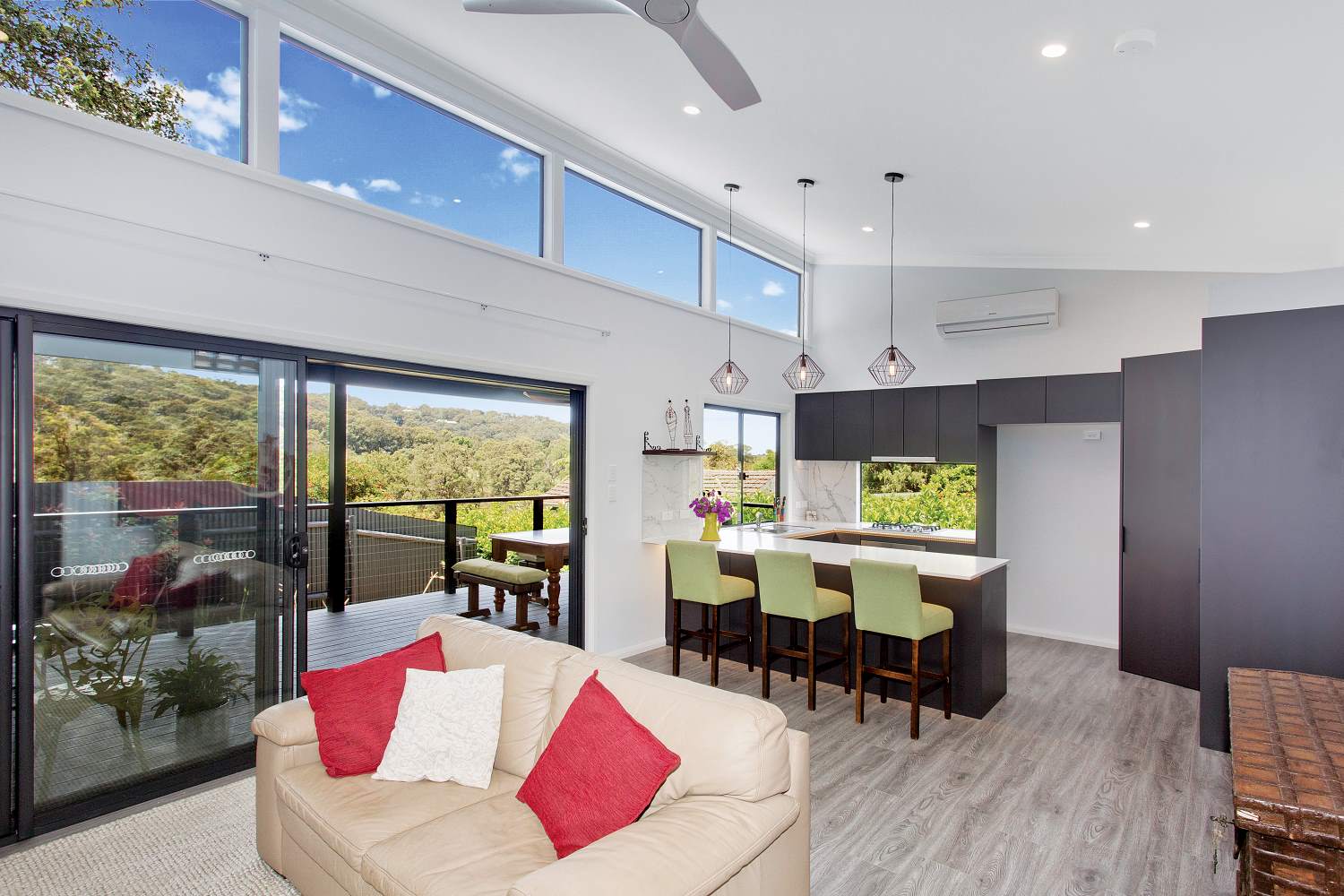 Cabbage Tree Road, Bayview (3)