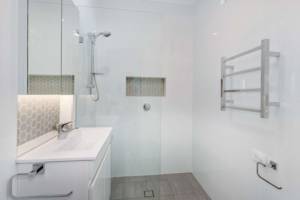 Cabbage Tree Road, Bayview (6)