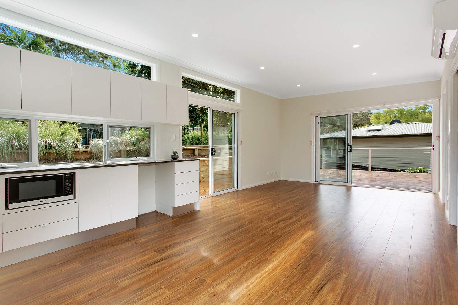 Nullaburra, Newport (3)