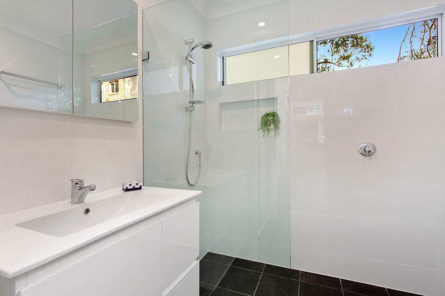 Nullaburra, Newport (6)