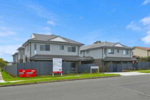 Oxford Street, Cambridge Park (1)