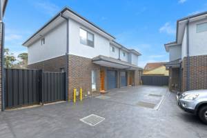 Oxford Street, Cambridge Park (6)