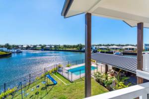 the peninsula banksia beach (4)