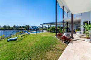 the peninsula banksia beach (6)